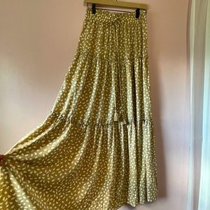 Speckled Tier Maxi Skirt with Elastic Waist